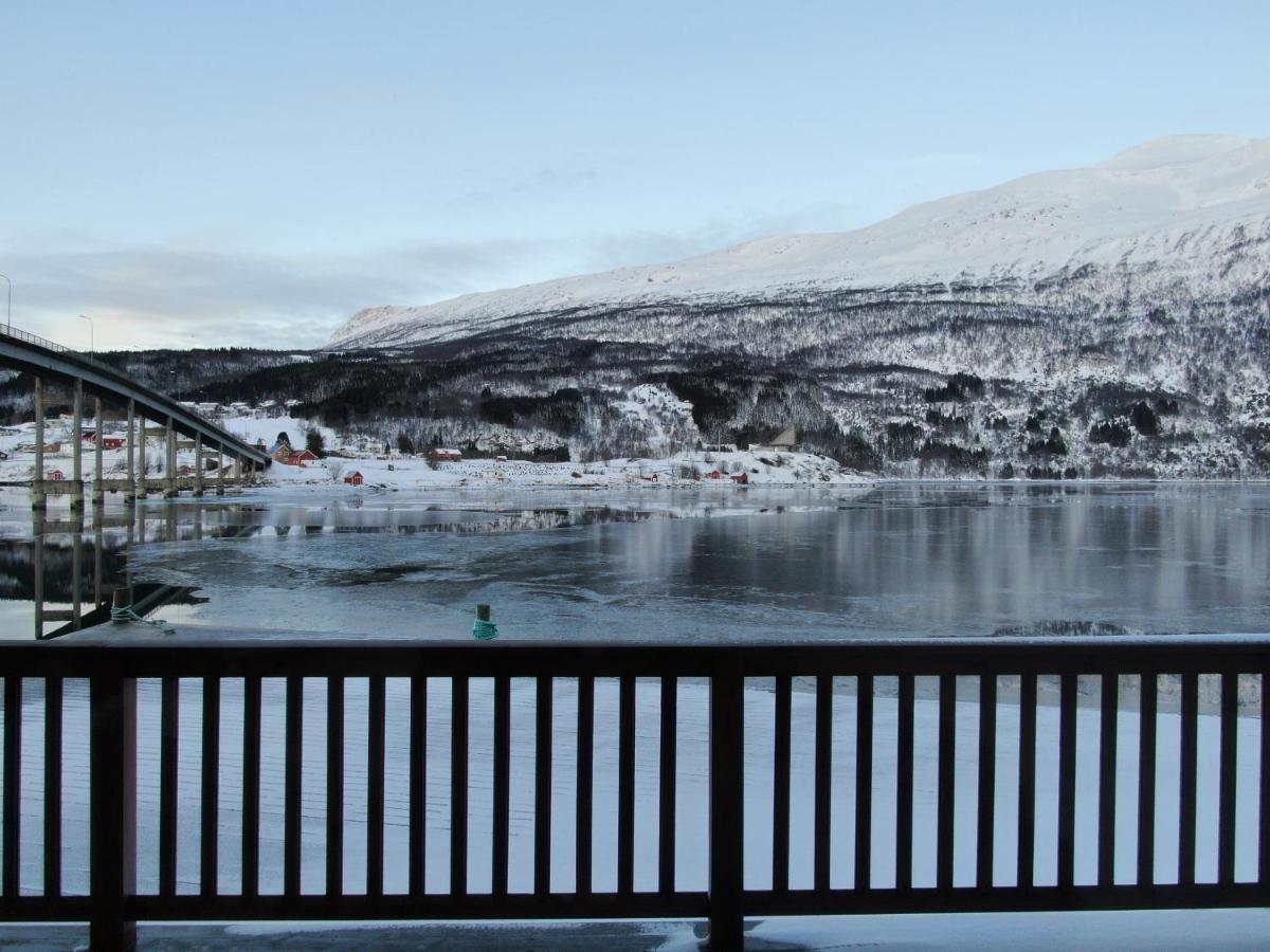 Arctic Inn Gratangen Exterior photo